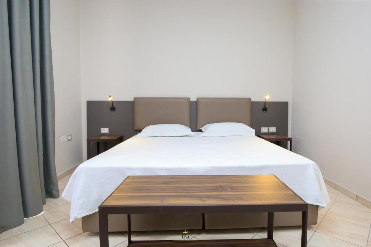 Regina Garden Vlore Exterior photo